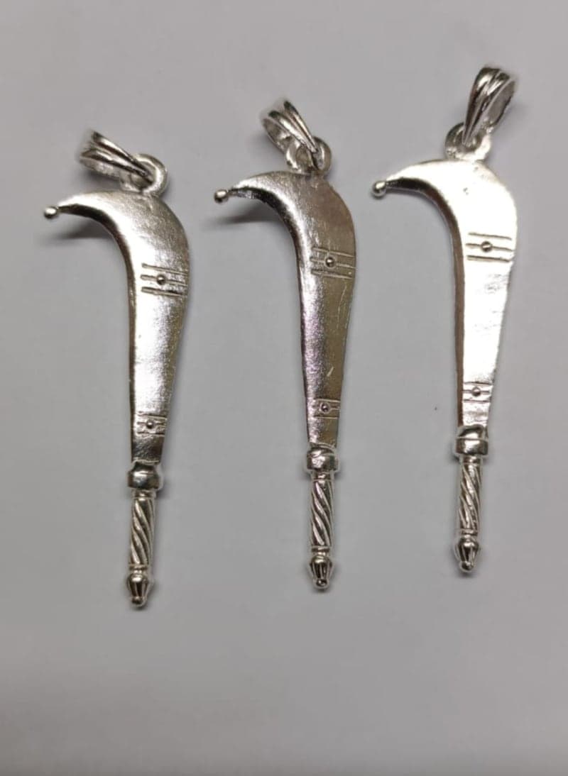 Silver aruva dollar