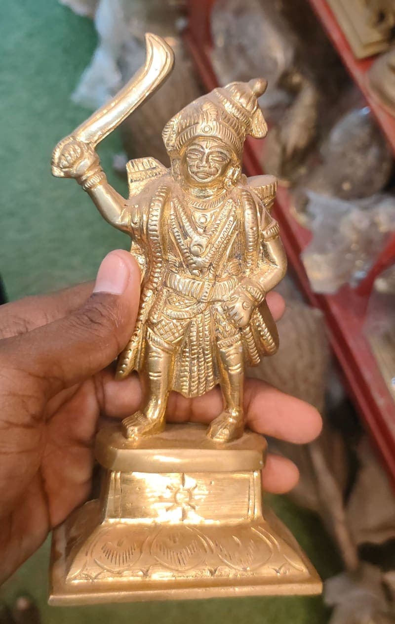 Karuppasamy statue